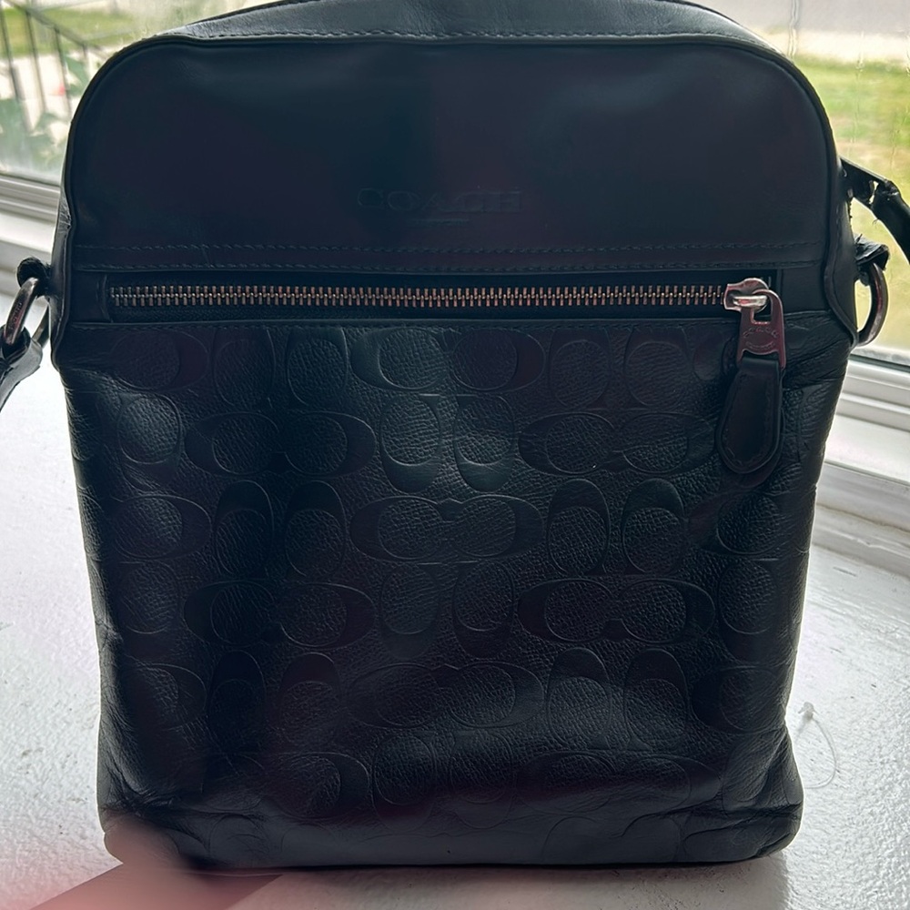 Cross body coach bag 🖤🖤🖤
